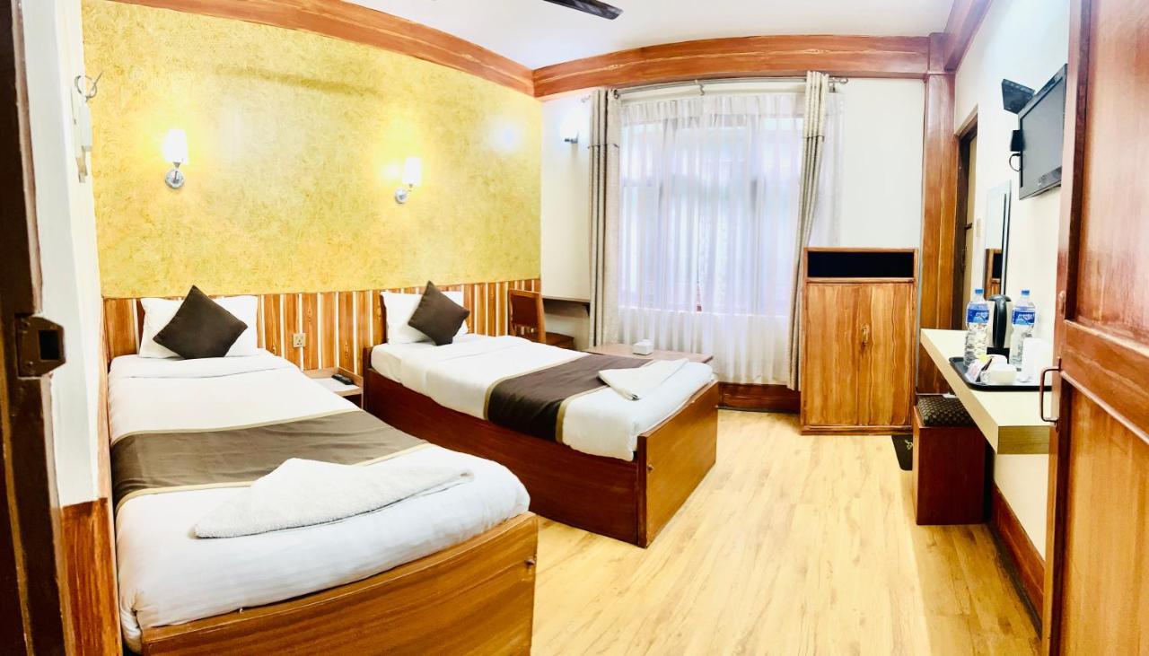 Thamel Seasons Hotel カトマンズ エクステリア 写真